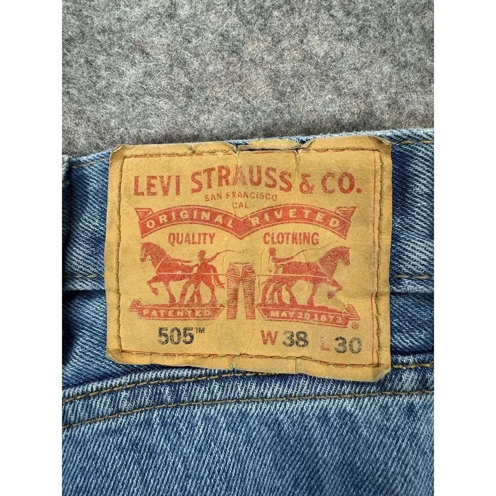 Levi 505 Jeans Men 38X30 Blue Denim 5-Pocket Easy‎ Care Casual Work Wear
